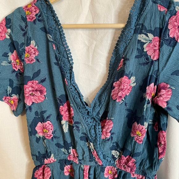 XHILARATION Dark Floral Blue Pink V Neck Lace Trim Romper Cover Up Dress Small - Picture 2 of 4